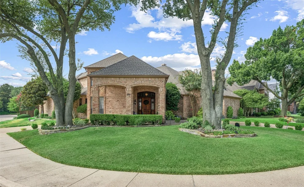 Unit for sale at 4428 Hollow Oak Drive, Dallas, TX 75287