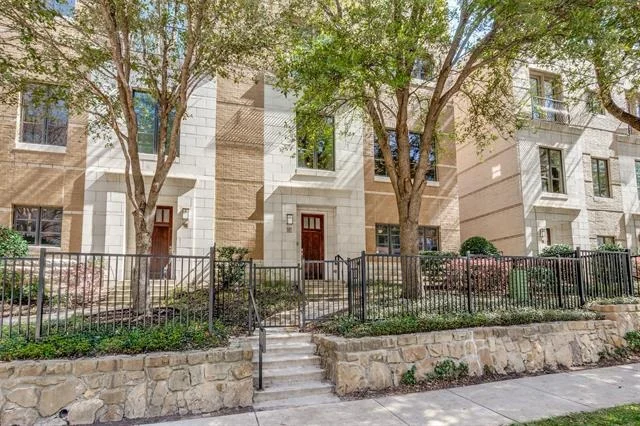 Unit for sale at 3210 Carlisle Street, Dallas, TX 75204
