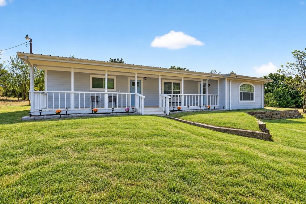 Unit for sale at 795 Meadow Road, Springtown, TX 76082