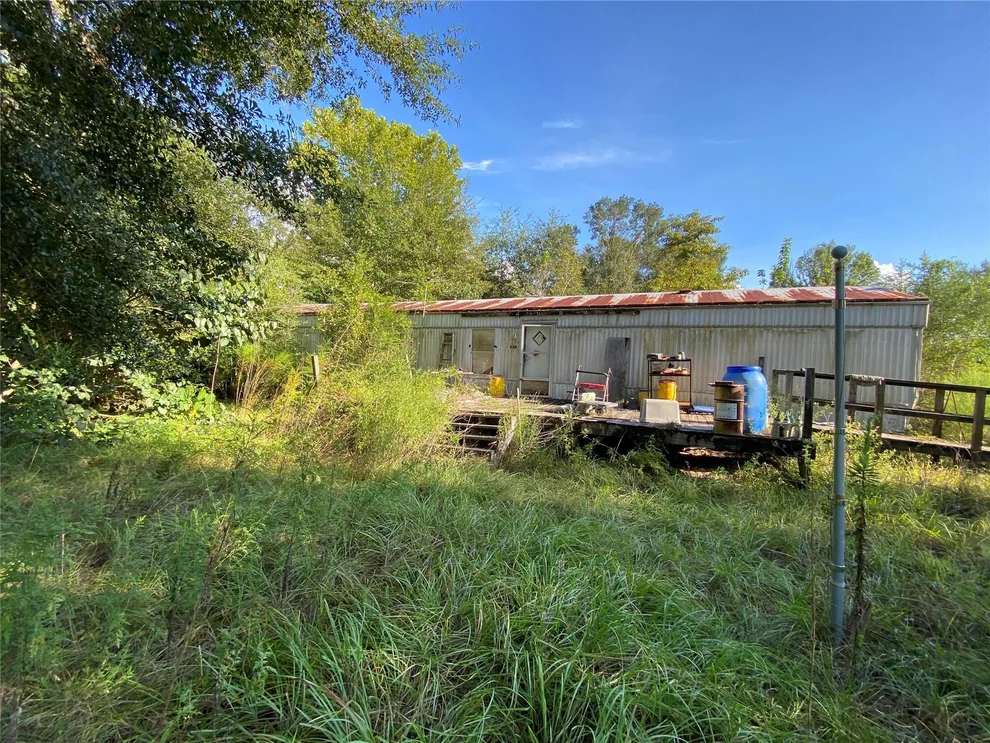 Unit for sale at 456 Cougar N Drive, Buna, TX 77612