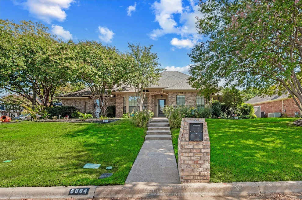 Unit for sale at 6004 Lakehurst Drive, Arlington, TX 76016