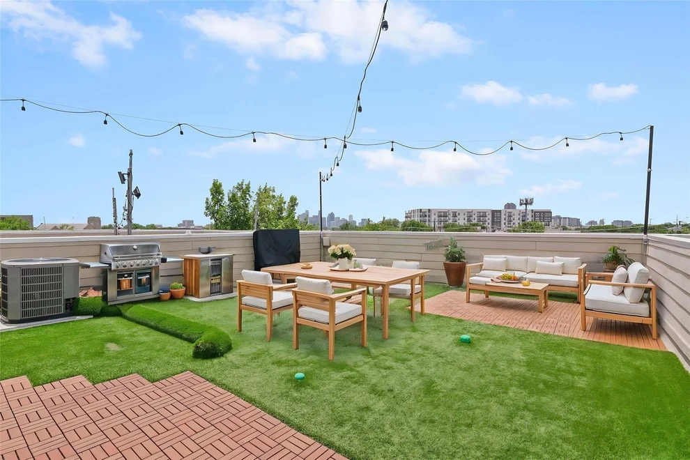 Unit for sale at 5609 Lindell Avenue, Dallas, TX 75206