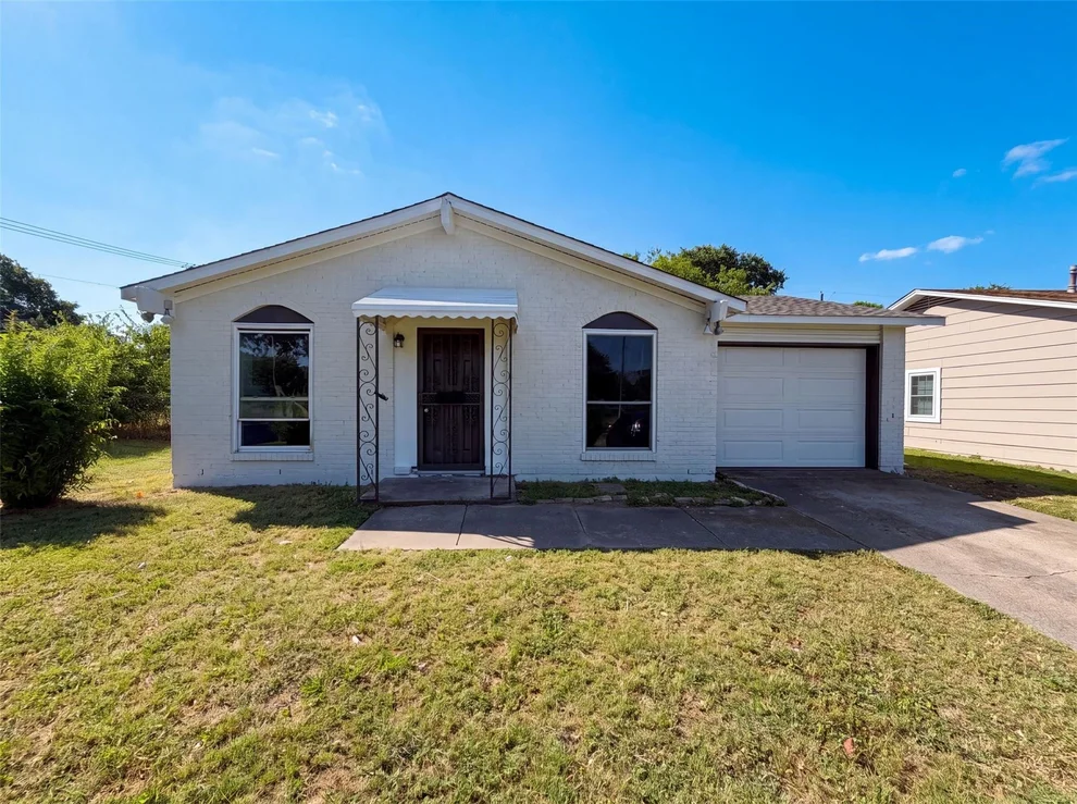 Unit for sale at 4268 Texas College Drive, Dallas, TX 75241