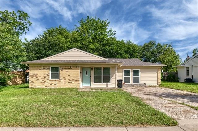 Unit for sale at 3351 Caracas Drive, Mesquite, TX 75150