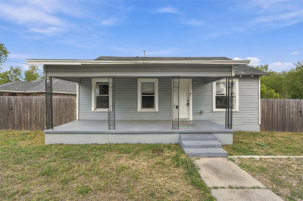 Unit for sale at 1001 Preston Street, Waco, TX 76704