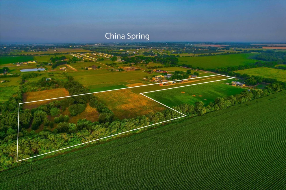 Unit for sale at 386 N Rock Creek Road, Waco, TX 76708