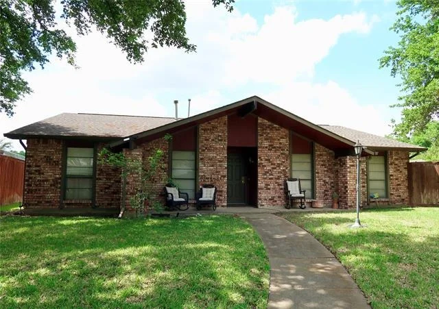 Unit for sale at 2009 Stefani Court, Carrollton, TX 75007
