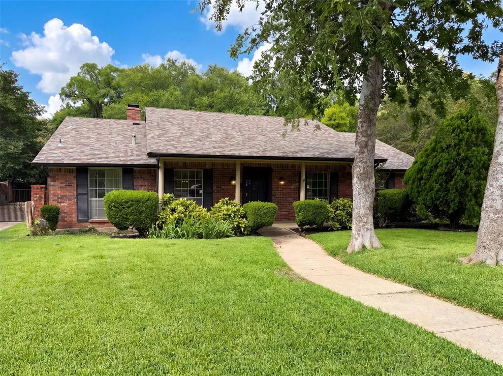 Unit for sale at 722 S Forest Lane, Duncanville, TX 75116