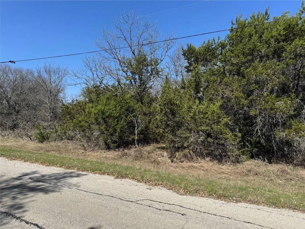 Unit for sale at 17151 Woodway Drive, Whitney, TX 76692