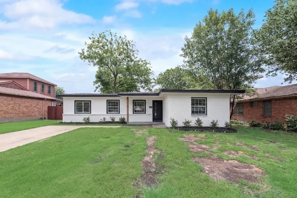 Unit for sale at 10166 San Lorenzo, Dallas, TX 75228