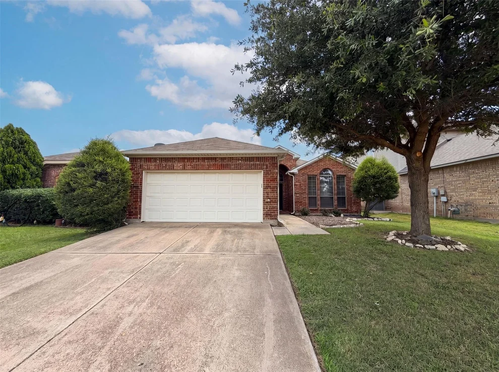 Unit for sale at 1205 Kachina Lane, Fort Worth, TX 76052