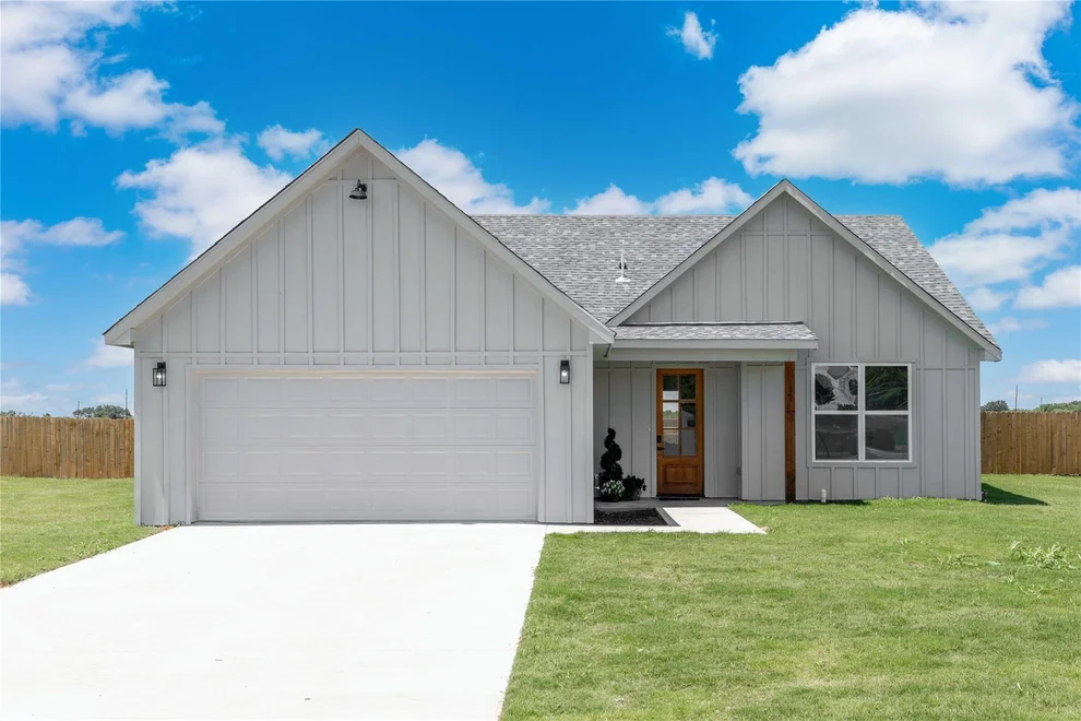 Unit for sale at 115 GUNNER Trail, Early, TX 76802