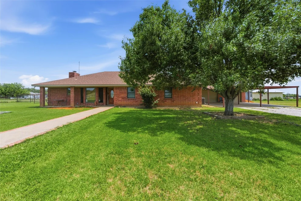 Unit for sale at 362 Terra Grande Road, Graham, TX 76450