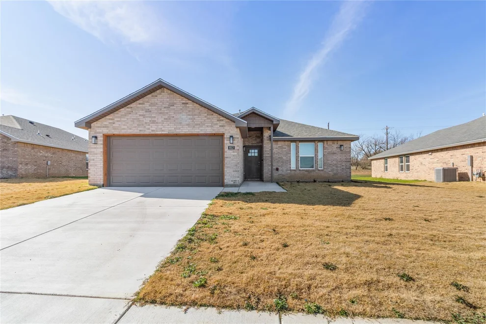 Unit for sale at 812 Bella Boulevard, Coleman, TX 76834