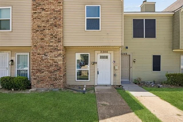 Unit for sale at 2244 Aspen Drive, Dallas, TX 75227