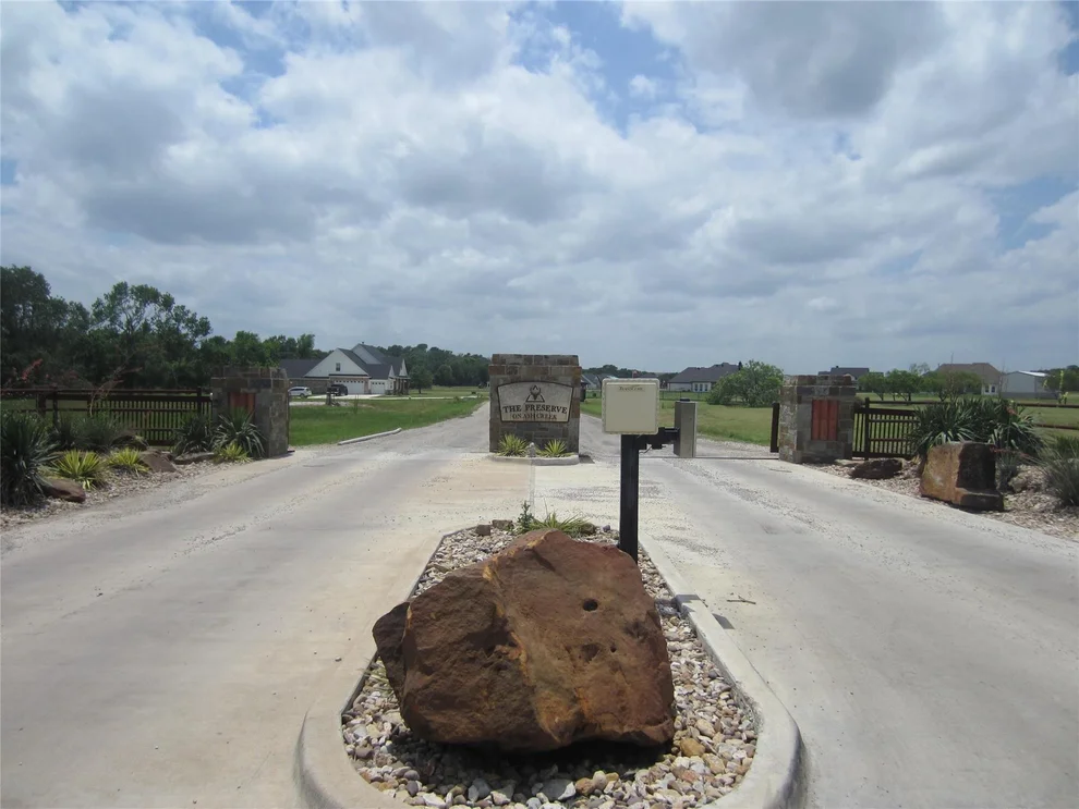 Unit for sale at 2023 Veal Circle, Weatherford, TX 76085