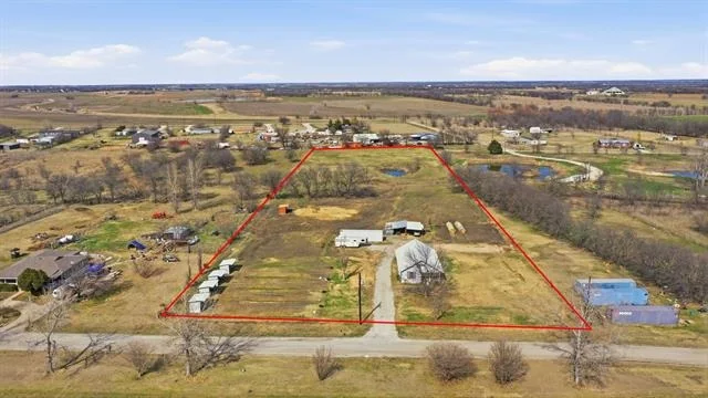 Unit for sale at 18051 Brookfield Drive, Justin, TX 76247
