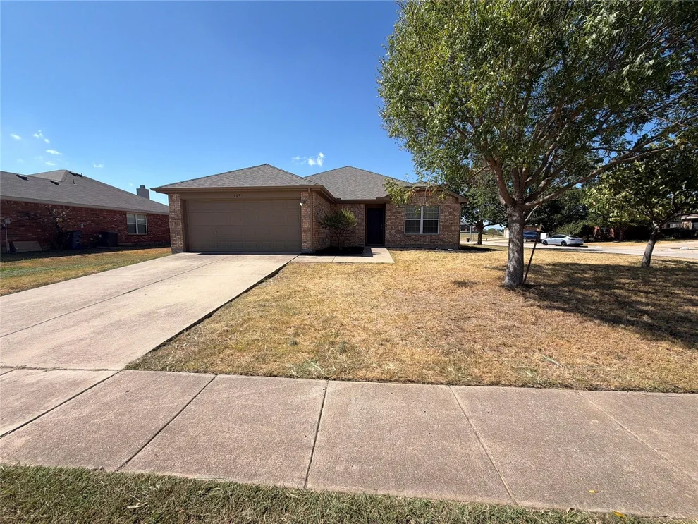 Unit for sale at 809 Canyon Cove Drive, Burleson, TX 76028