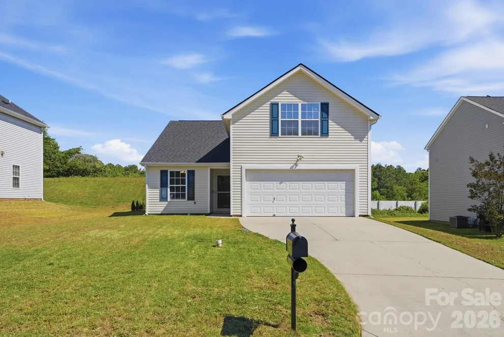 Unit for sale at 957 Anchor Way NE, Kannapolis, NC 28083