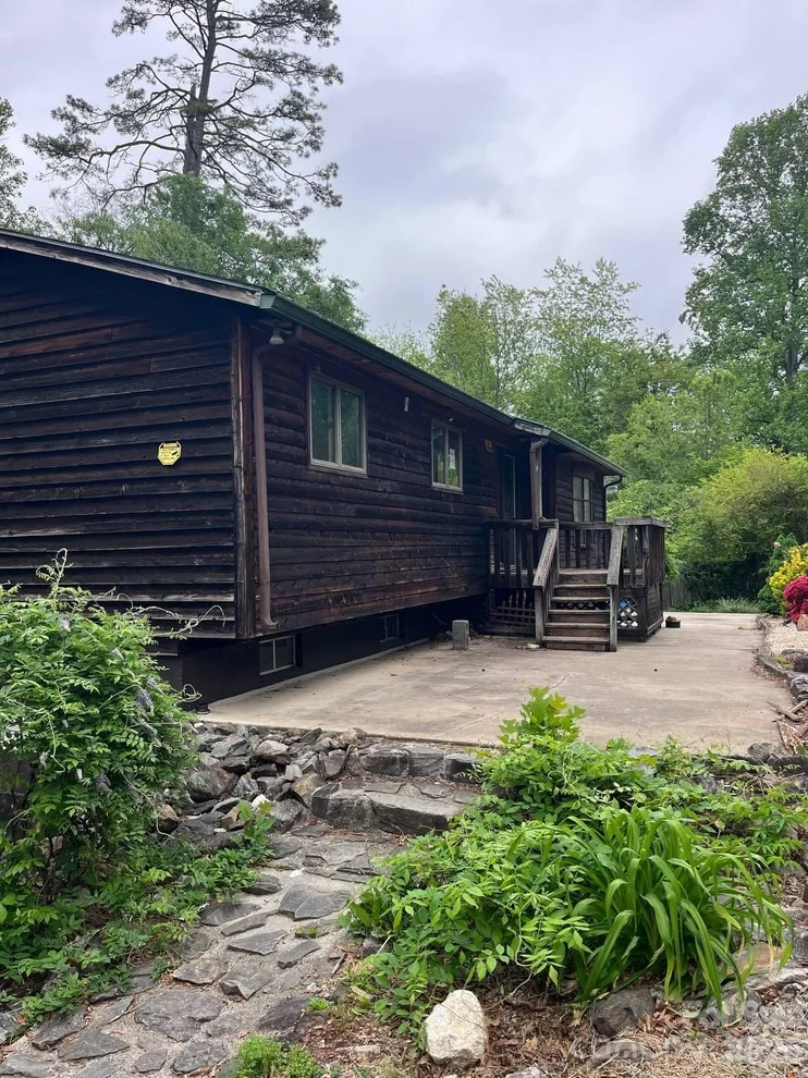 Unit for sale at 79 Starnes Cove Road, Asheville, NC 28806