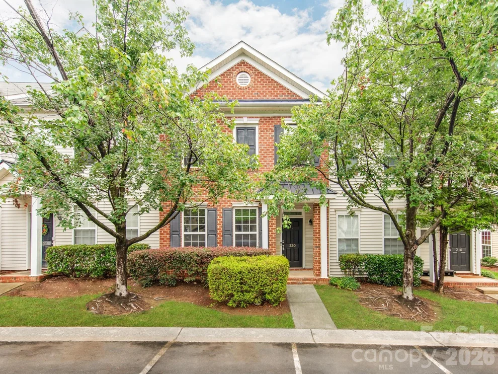 Unit for sale at 220 Township Drive, Fort Mill, SC 29715