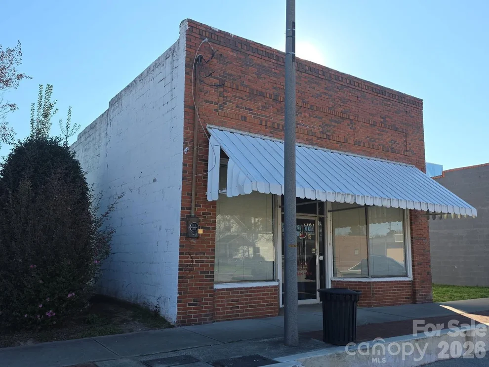 Unit for sale at 122 N Maple Street, Pageland, SC 29709