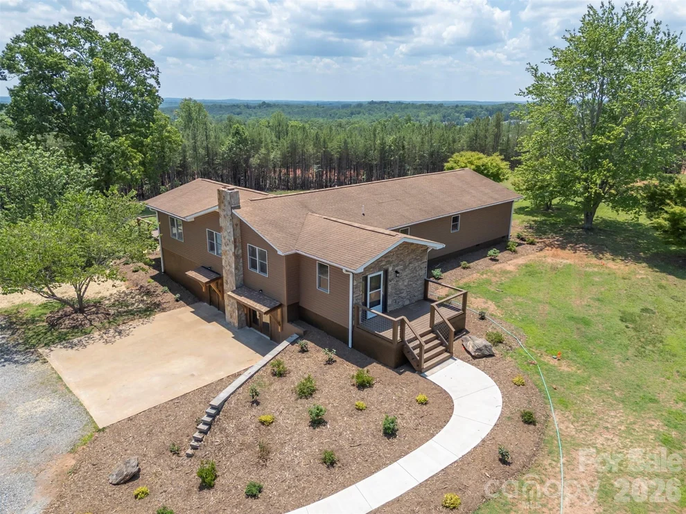 Unit for sale at 5732 S Nc 9 Highway, Tryon, NC 28782