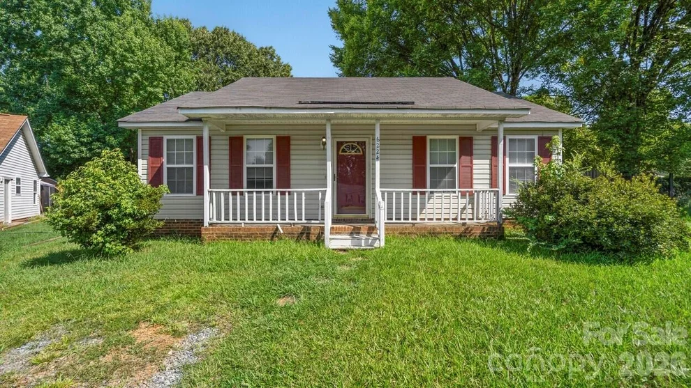 Unit for sale at 6224 Cottageville Lane, Charlotte, NC 28208