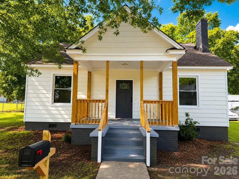 Unit for sale at 609 Dallas Street, Chester, SC 29706