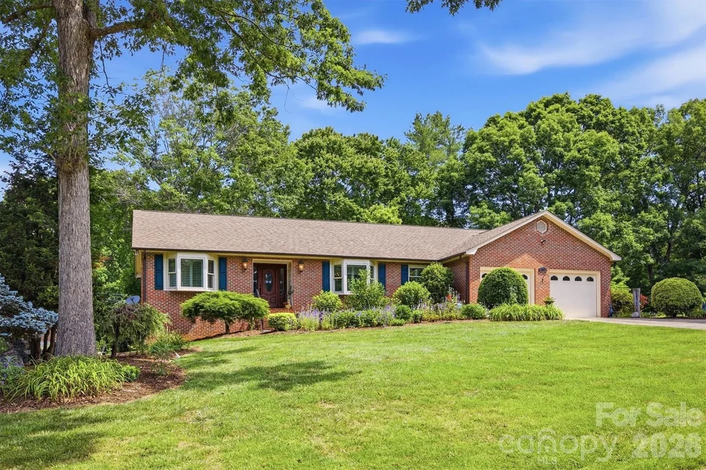 Unit for sale at 232 Westwood Drive, Morganton, NC 28655