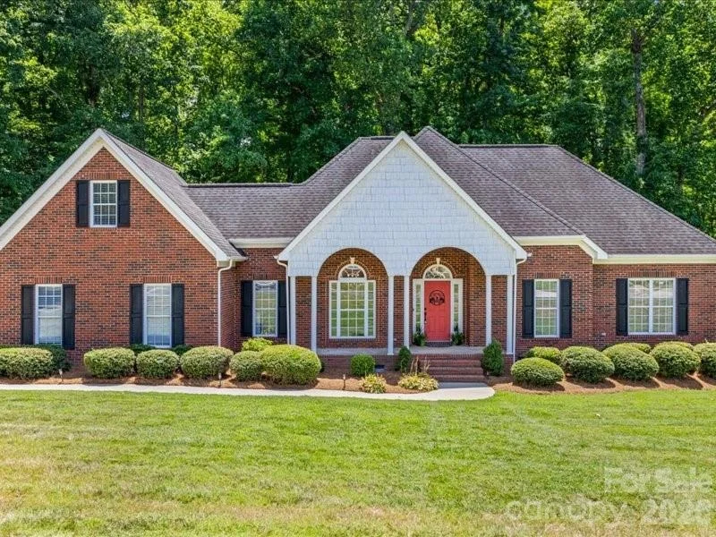 Unit for sale at 923 Gristmill Drive, Rock Hill, SC 29732