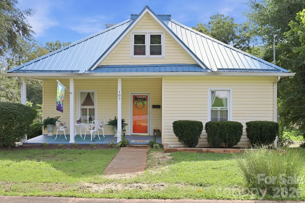 Unit for sale at 107 Burkemont Avenue, Morganton, NC 28655
