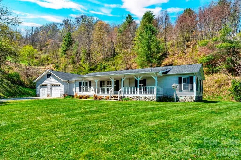 Unit for sale at 228 Vilas Overlook Drive, Vilas, NC 28692