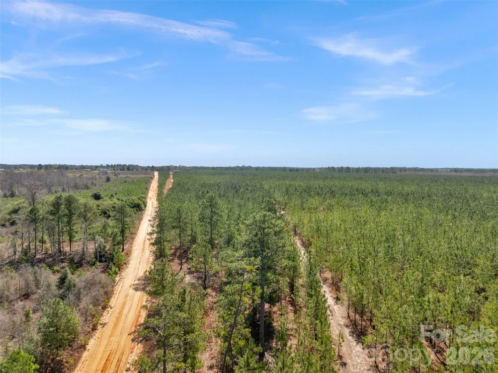 Unit for sale at 931 Charlie Johnson Road, Kershaw, SC 29067