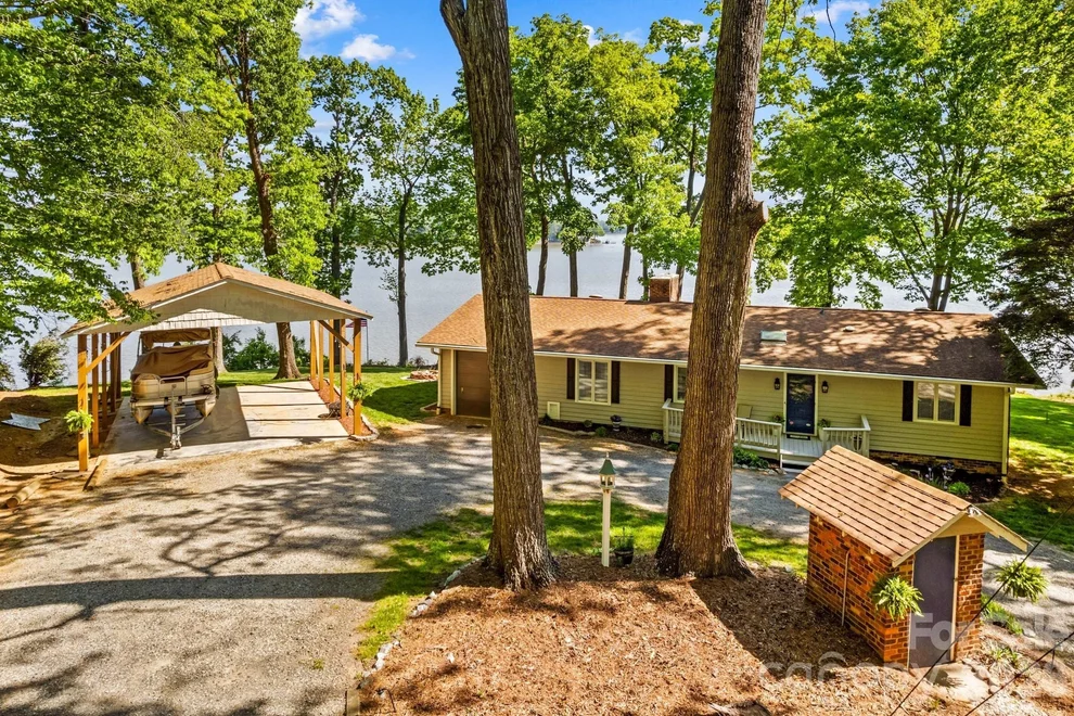 Unit for sale at 395 Rendleman Drive, Salisbury, NC 28146