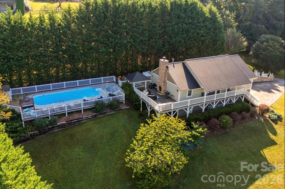Unit for sale at 29 Miranda Knoll, Leicester, NC 28748