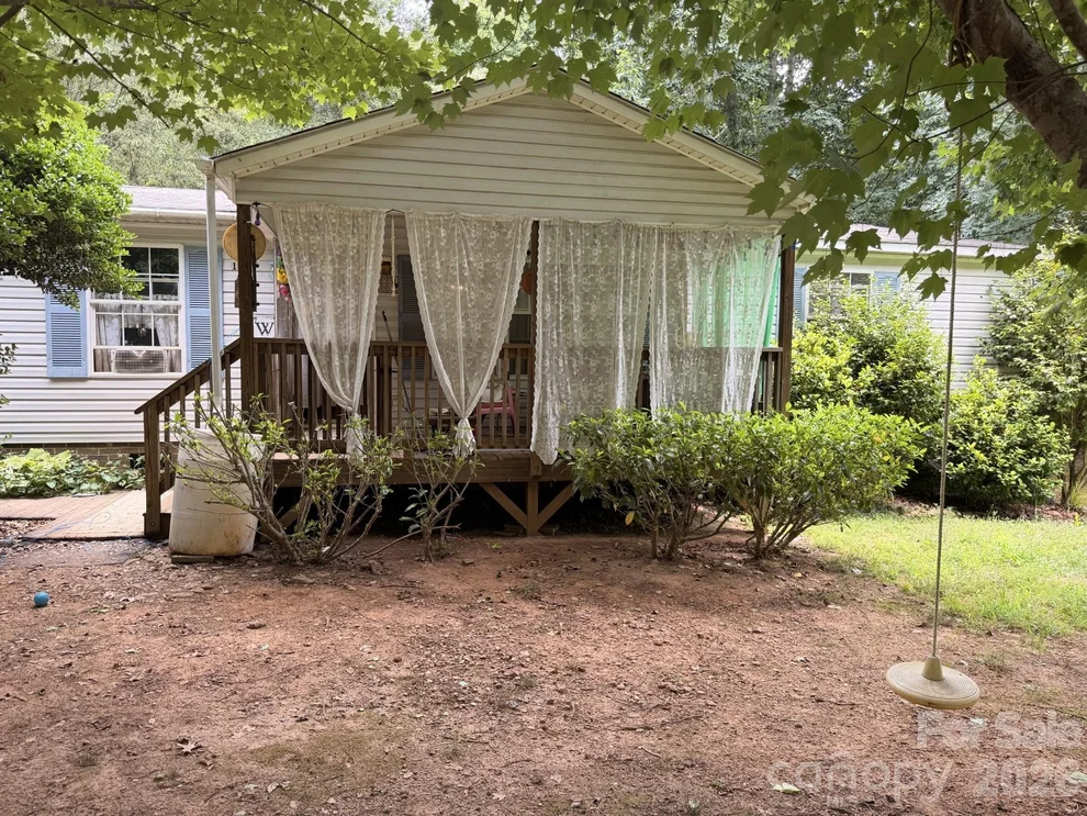 Unit for sale at 115 Stampede Drive, Statesville, NC 28625