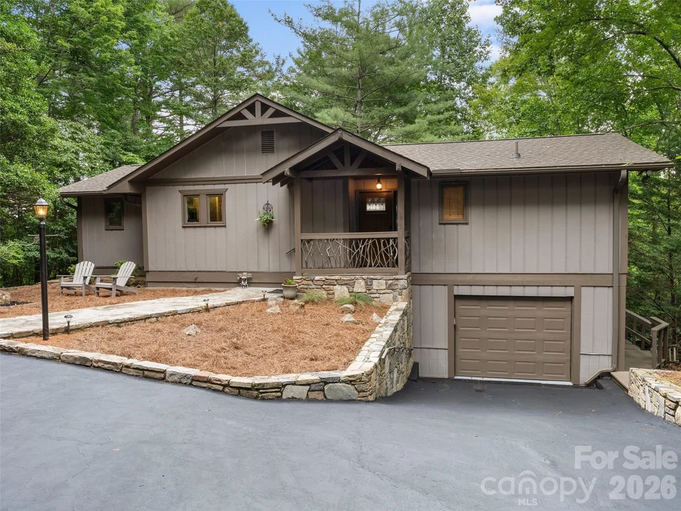 Unit for sale at 32 Uloque Court, Brevard, NC 28712