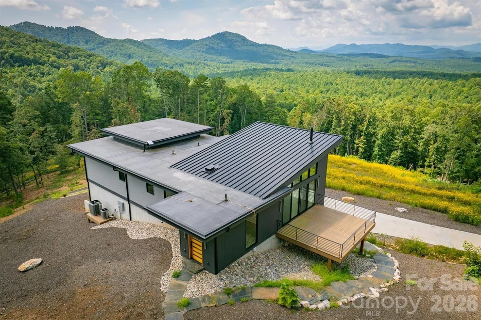 Unit for sale at 463 Summit Trail, Nebo, NC 28761