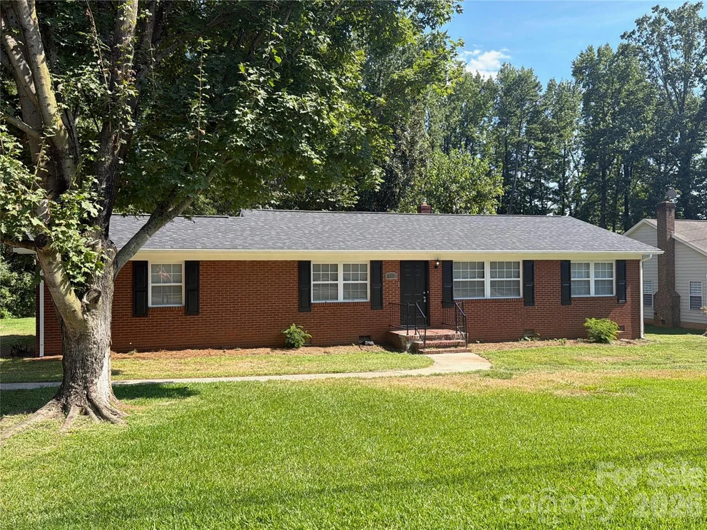 Unit for sale at 5220 Nevin Road, Charlotte, NC 28269