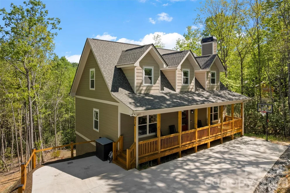 Unit for sale at 233 Arcadia Falls Way, Black Mountain, NC 28711