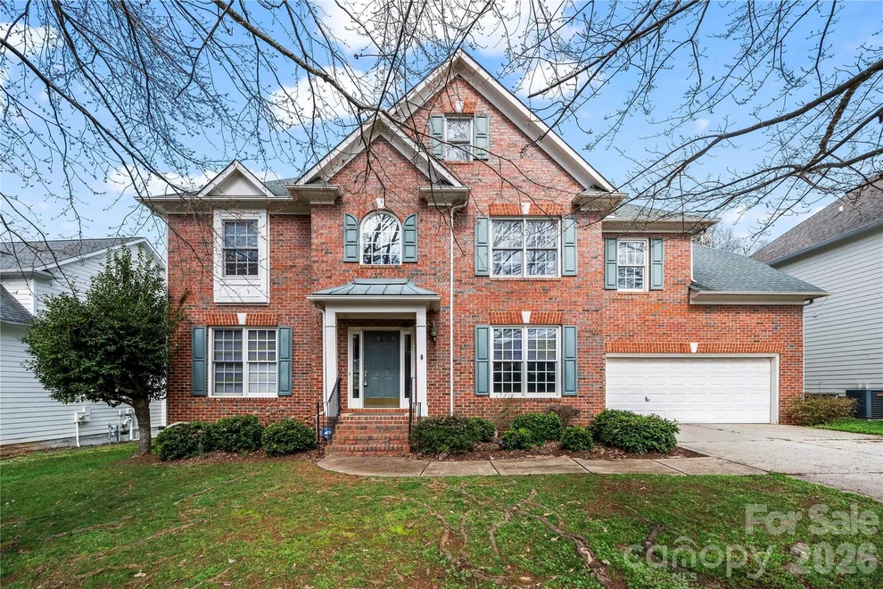 Unit for sale at 122 Montibello Drive, Mooresville, NC 28117