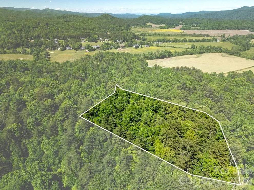 Unit for sale at 262 Wingfield Way, Brevard, NC 28712