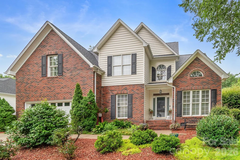 Unit for sale at 209 SouthFork Lane, Belmont, NC 28012