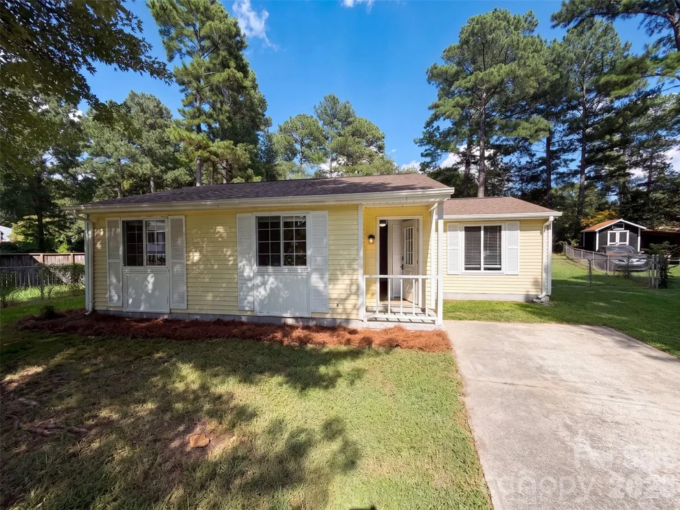 Unit for sale at 3618 Gustar Court, Charlotte, NC 28212