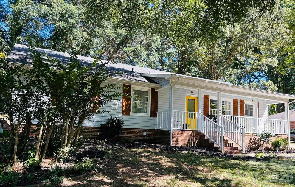 Unit for sale at 209 Pelham Lane, Fort Mill, SC 29715