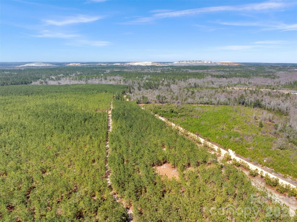 Unit for sale at 931 Charlie Johnson Road, Kershaw, SC 29067