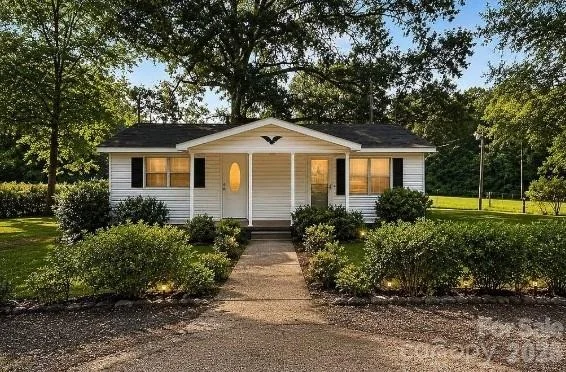 Unit for sale at 197 Faulkenberry Road, Pageland, SC 29728