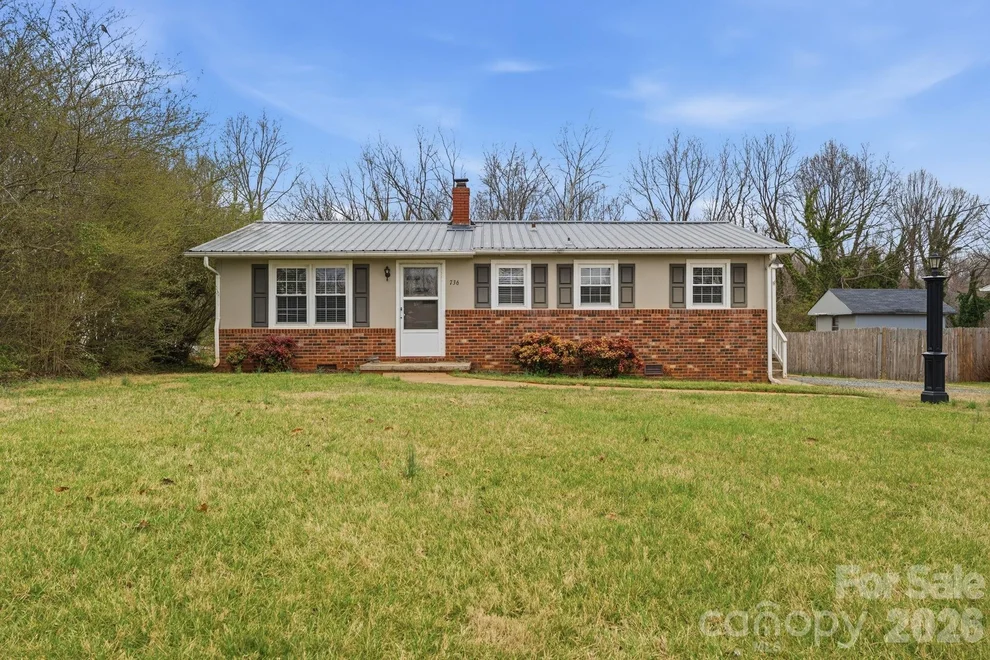 Unit for sale at 736 E 11th Street, Newton, NC 28658