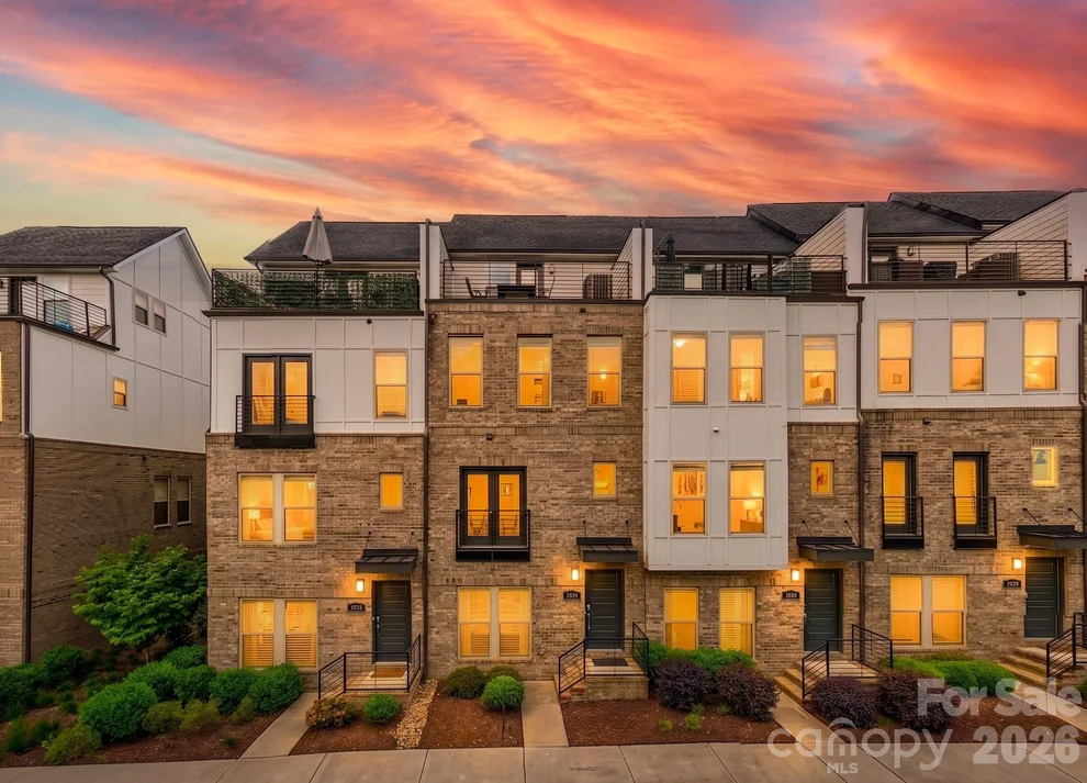 Unit for sale at 15036 New Amsterdam Lane, Charlotte, NC 28204